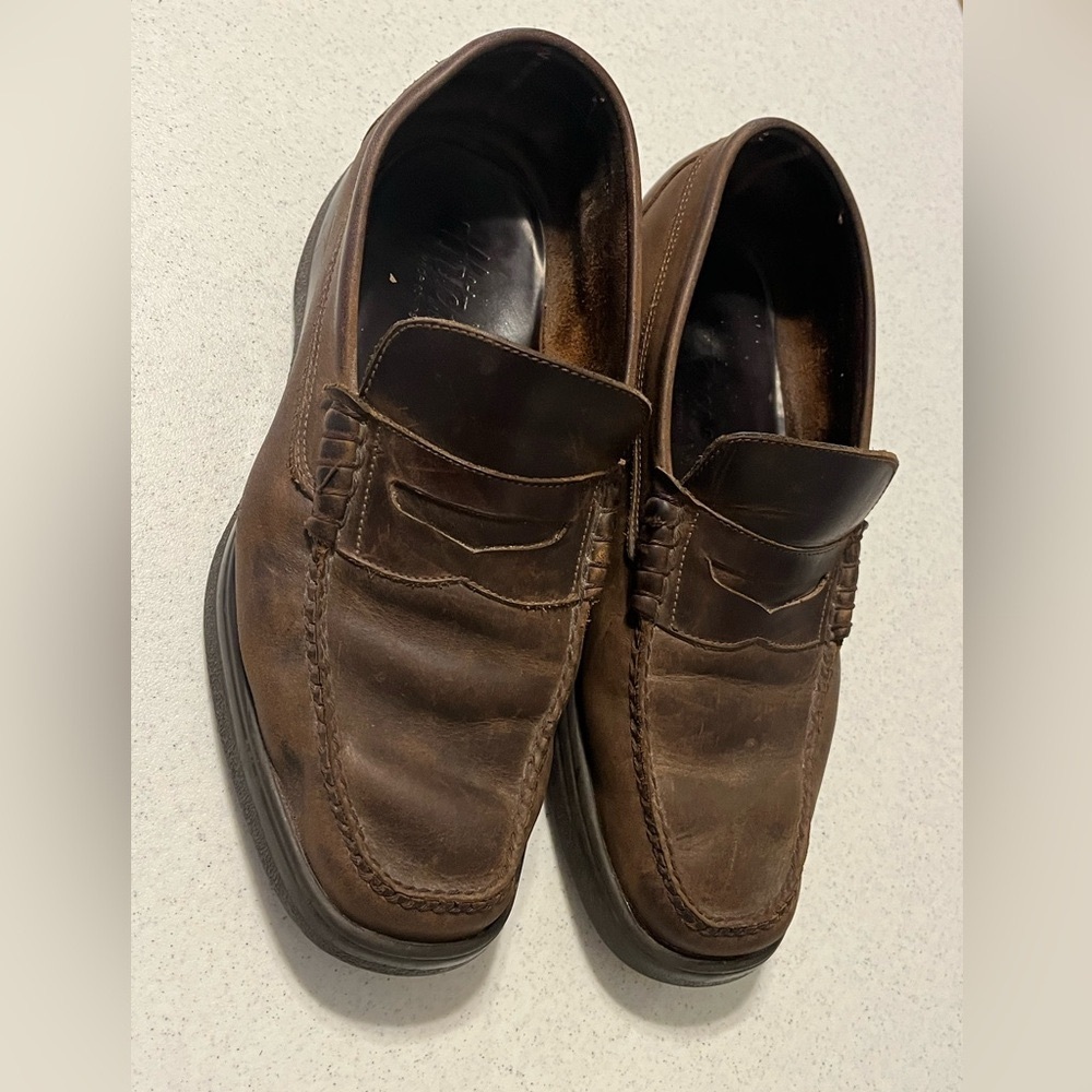 Reduced-Brown Leather Slip-On Loafers from Hitchcock for an Extra Wide Man - Picture 3 of 7